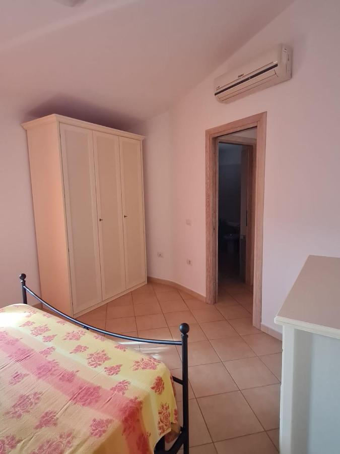 Dimora San Pietro Apartment Budoni Bagian luar foto